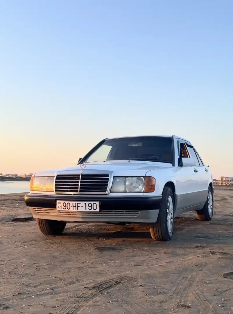 Mercedes 190 (W201)